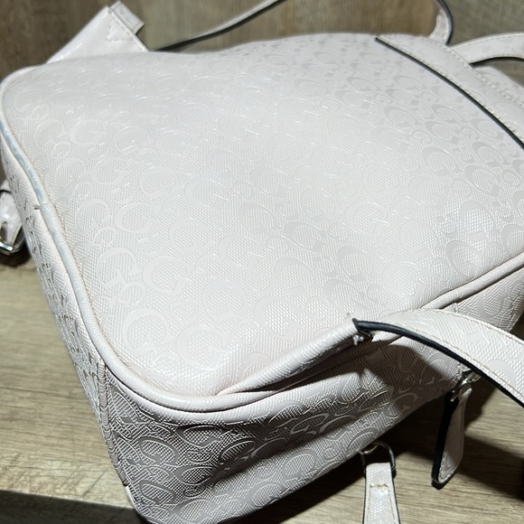 Guess Cream Backpack - Picture 14 of 14